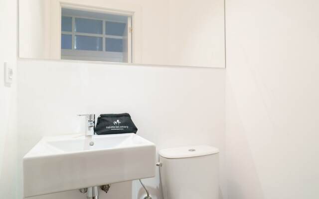 Valencia Luxury - Boutique Center