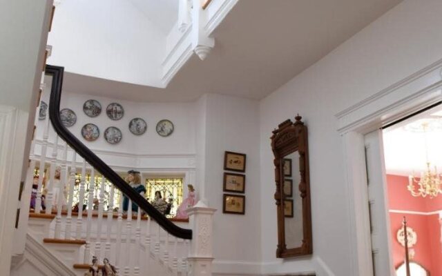 Berkeley House Bed and Breakfast