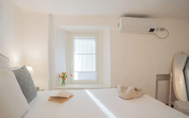 The Green Nest by Lake Como by Rent all Como