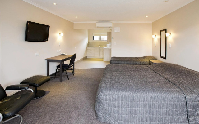 Kauri Court Motel and Apartments