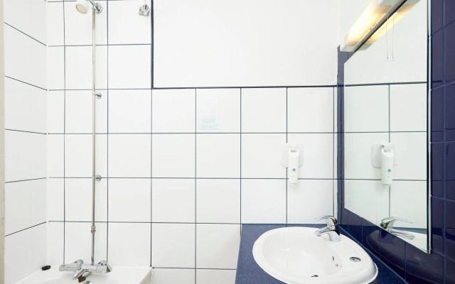 Premier Inn Northampton West (Harpole)