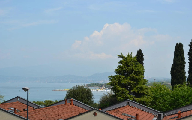 Hotel Dori
