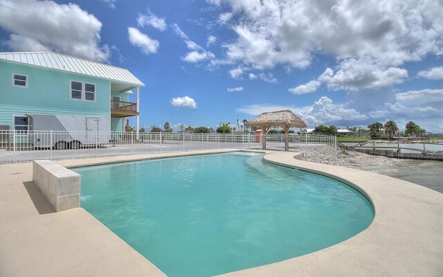Copano Shores Seaside Paradise Home by Redawning