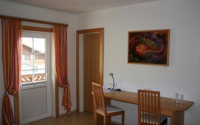 Gästehaus-Pension Bäckerhäusel