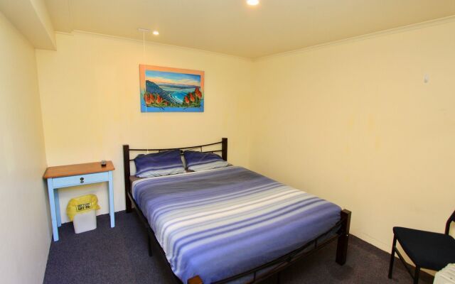 Rucksacker Backpacker Hostel