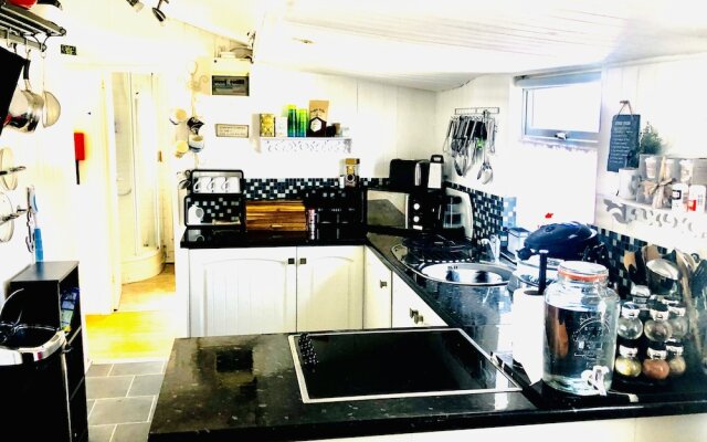 Stunning Cabin for Hire! Home From Home..