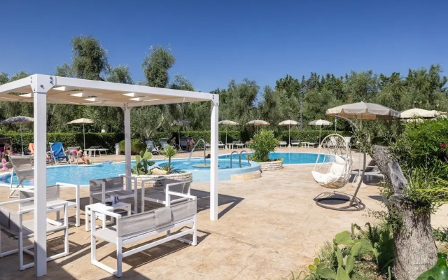 Apartment in Vieste With Garden