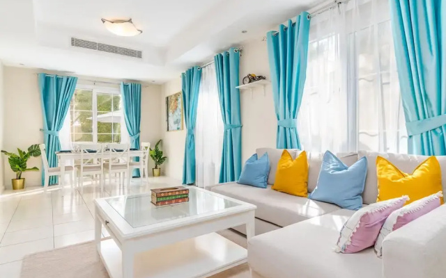 Lux BnB Springs Villa Private Garden