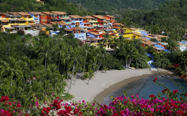 Playa Rosa Bungalows