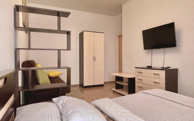 Apartments on Pionerskiy Prospekt, 57k2