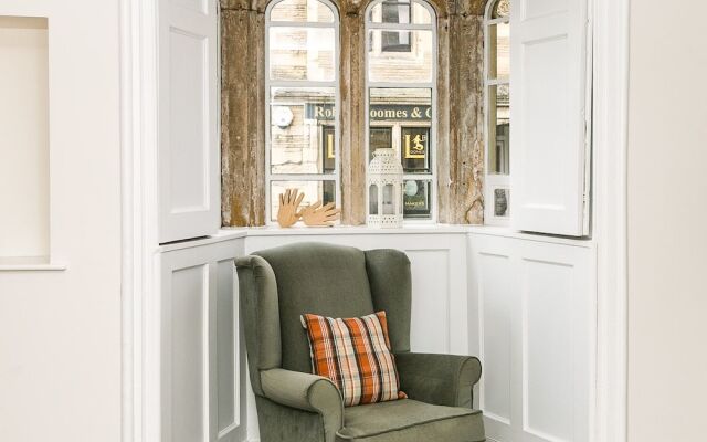 Riverside Apartments Stamford