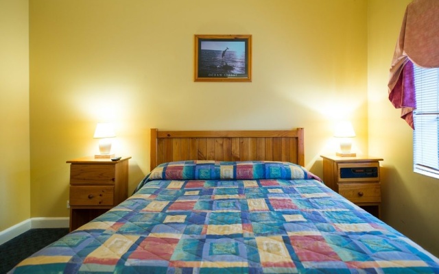 Beltana Hotel – Guest Rooms – Lindisfarne