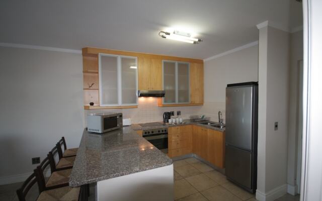 Quayside 1007 by CTHA