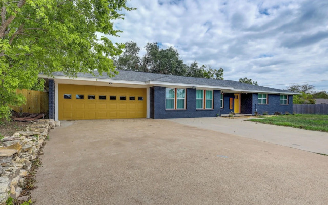 Temple Family Home: 4 Mi to Dtwn!