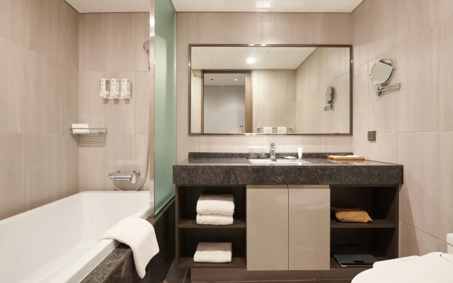 Stanford Hotel Myeongdong