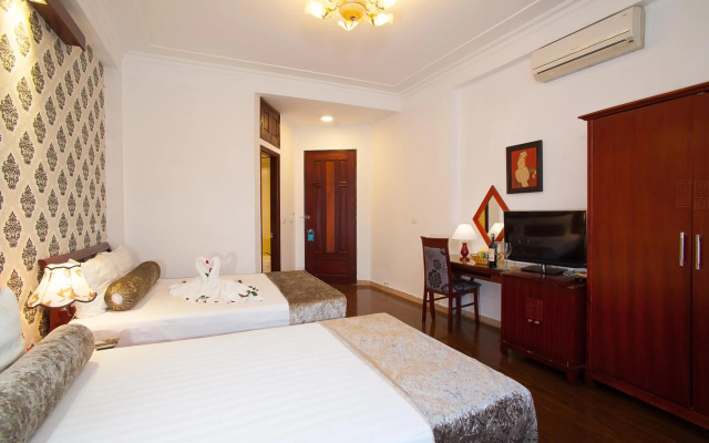Luxury Hotel – Guest Rooms – Hanoi