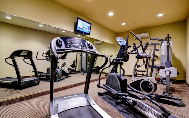 Best Western Plus Butterfield Inn