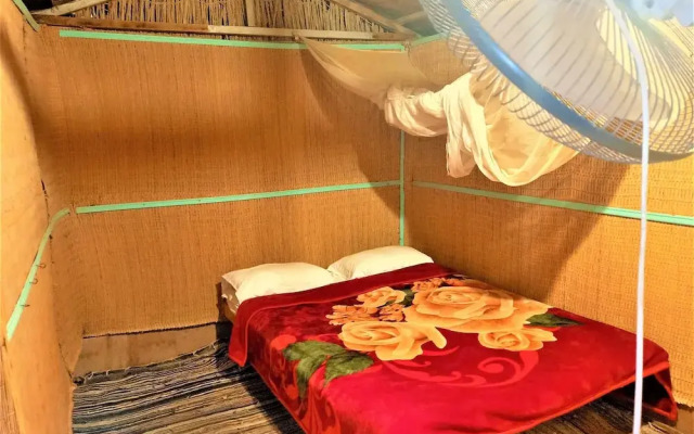 Sahara Beach Camp