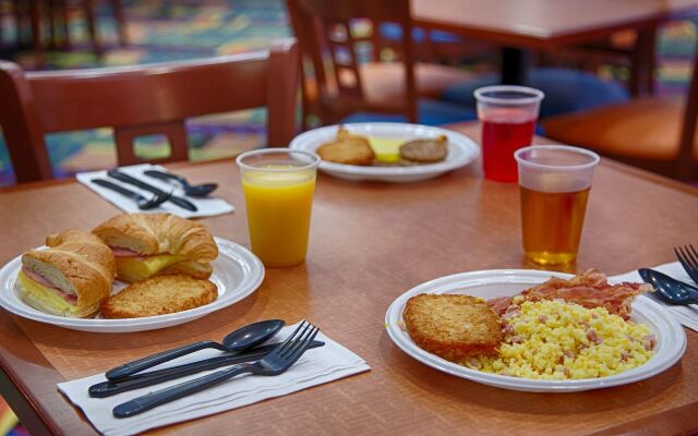 Best Western Plus Kendall Hotel & Suites