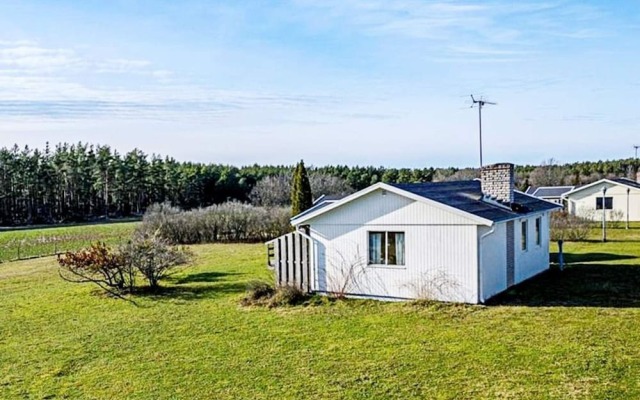6 Person Holiday Home in Löttorp