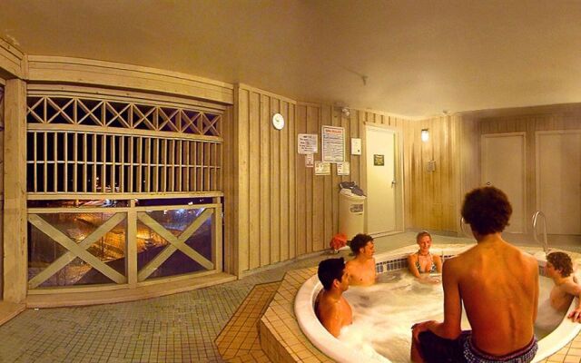 ResortQuest at Marketplace Lodge