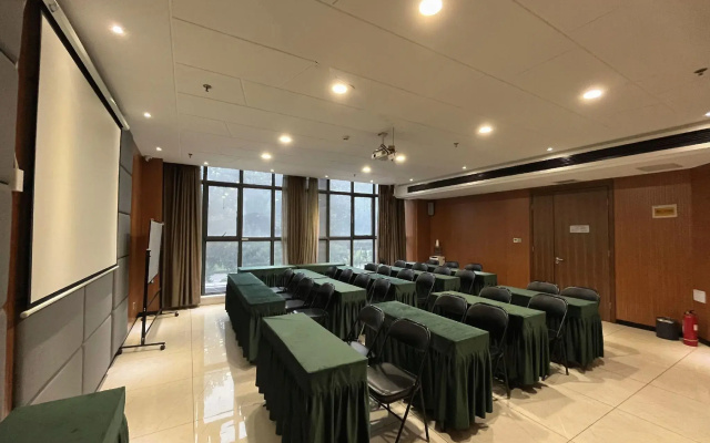 Borrman Hotel Xinxiang Muye Avenue