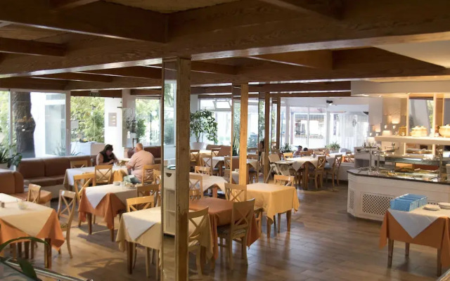 Hotel Ponderosa