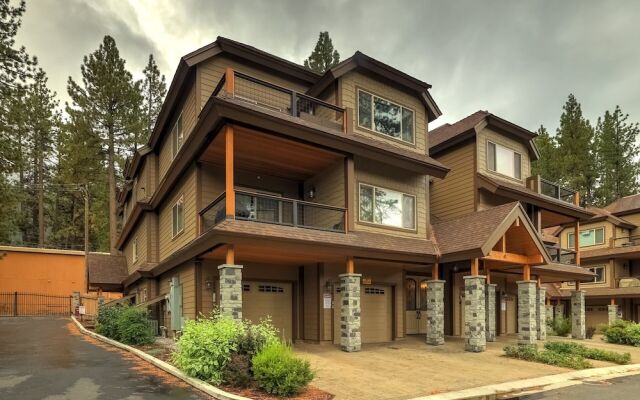 The Lookout at Tahoe Woods