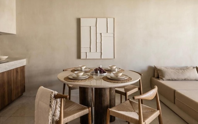 Elea Luxury Suites