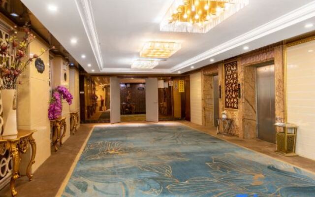Zhong Ying Holiday Hotel