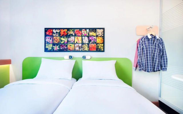 Ibis Budget Semarang Tendean