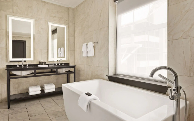 The Admiral, Downtown Historic District