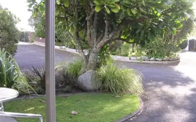 Oakura Beach Motel