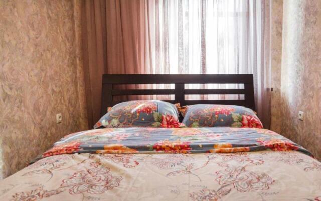 Apartment In Deribasovskay Street 20