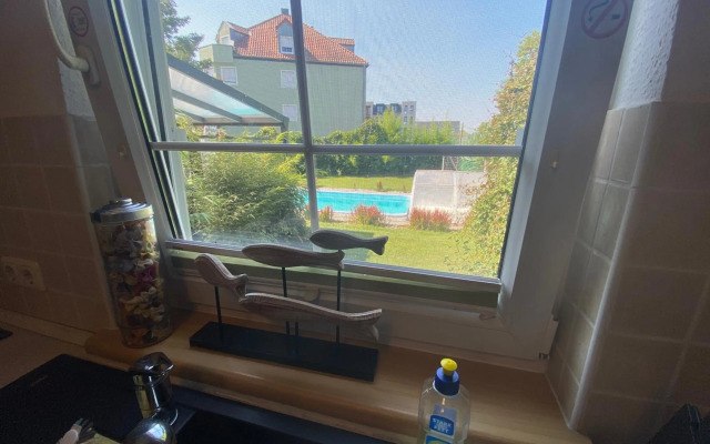 Pool & Lake Holiday Home