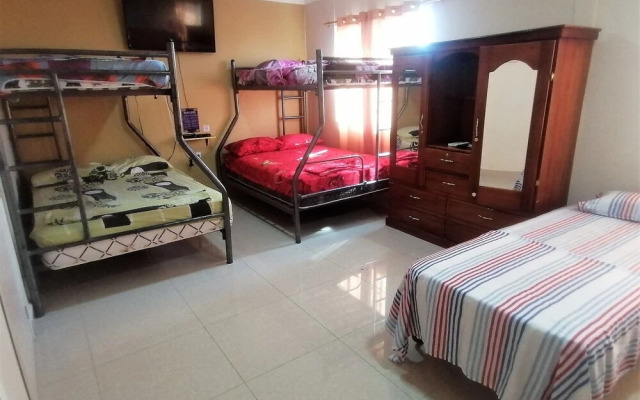 San Roque Hostal