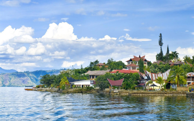 Rogate Beach Hotel