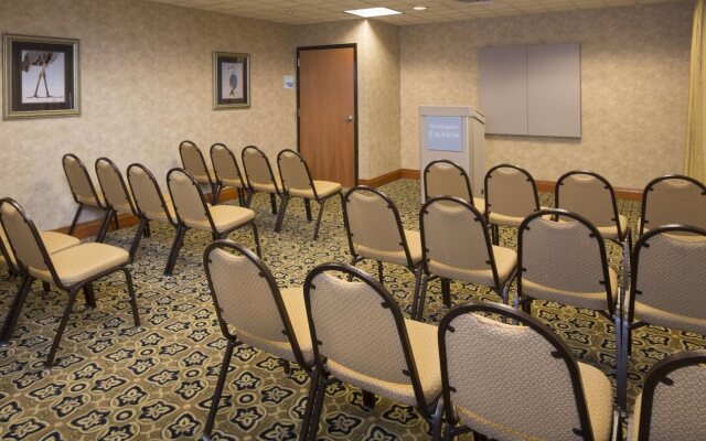 Holiday Inn Express & Suites Bradenton East-Lakewood Ranch by IHG