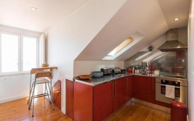 Feels Like Home Chiado Skyline