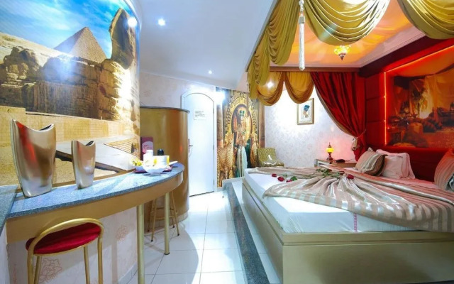 Hotel Mirage