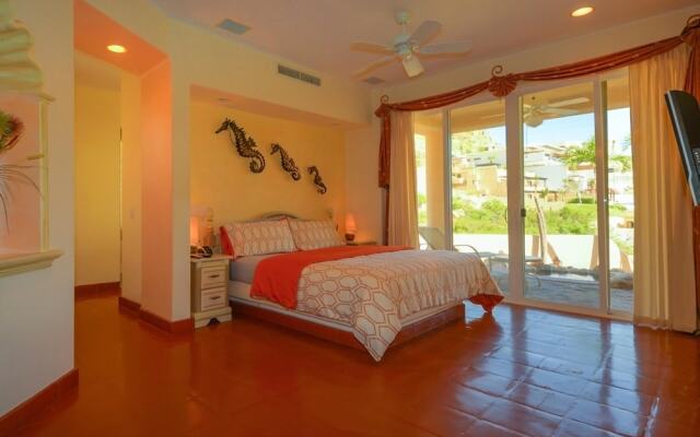 Spacious with Convenient Cabo Location, Villa Ballena