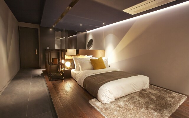 JS The Classic Hotel