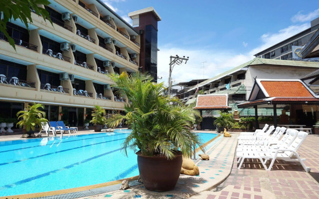 Suppamitr Villa Hotel