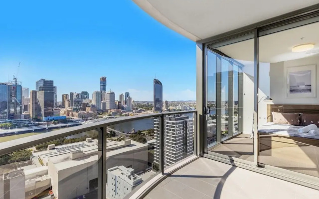 Luxury 2bed South Brisbane Qsb038