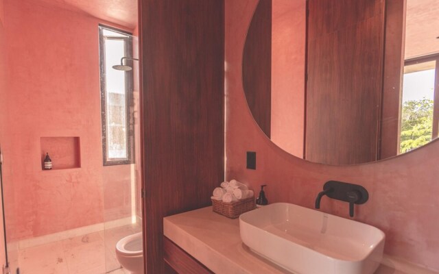 Luxury Villa in Tulum -6 Bedrooms -multiple Pools
