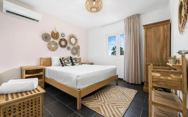 NEW Villa - Beautiful 3BR 2BA With Private Pool