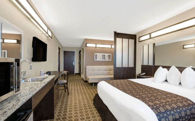 Microtel Inn & Suites by Wyndham Williston