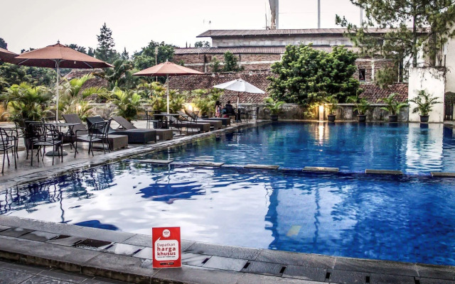 NIDA Rooms Bandung Paris Van Shopping