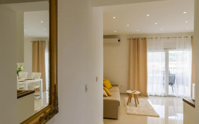 Villa Apartments AA 1
