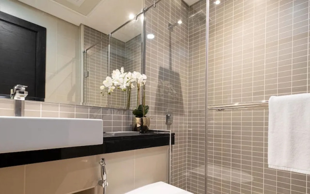 LUX | The Silverene Marina View Studio